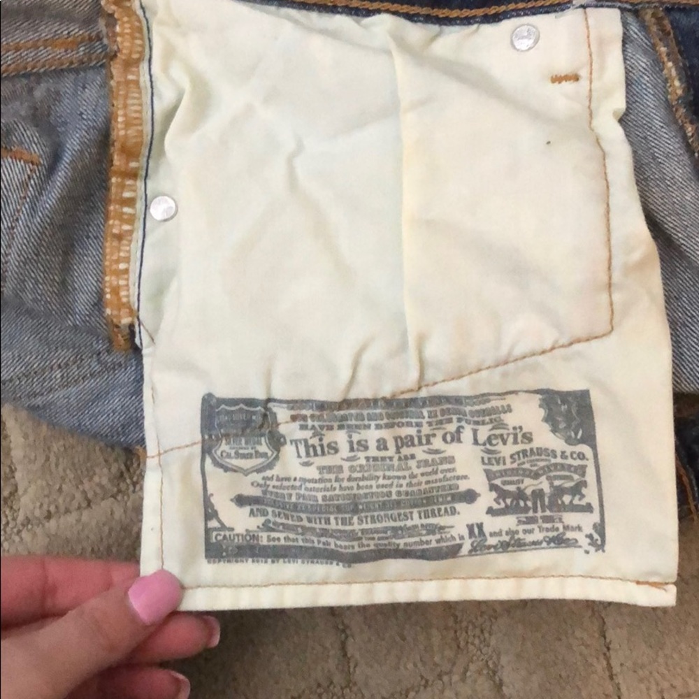 Levi’s - Picture 4 of 4